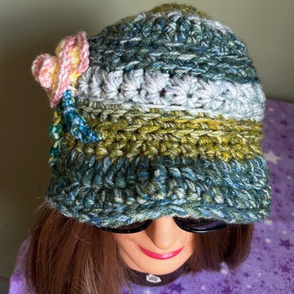 Crochet newsboy medium rose hat soft acrylic yarn new beautiful - Picture 5 of 13